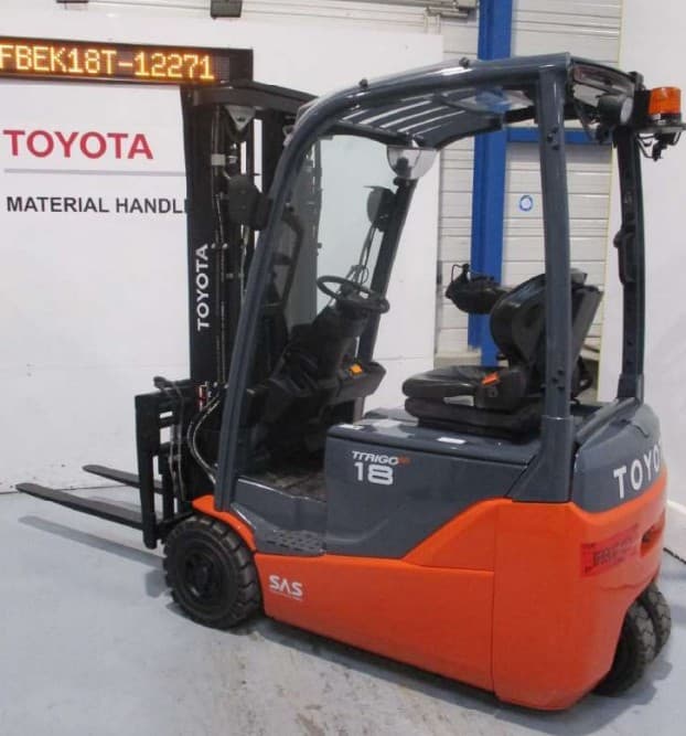 Chariot frontal électrique TOYOTA 8FBEK18T 2019 Reconditionné - Équipement professionnel d'occasion - Smart Reuse