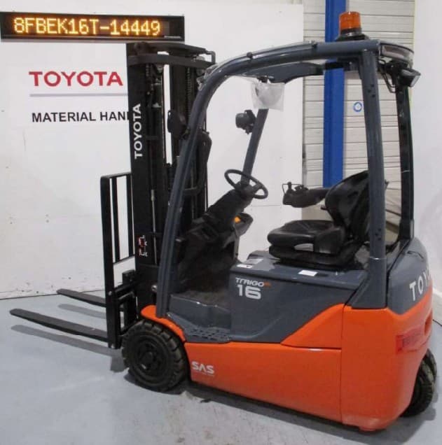 Chariot frontal électrique TOYOTA 8FBEK16T 2020 Reconditionné - Équipement professionnel d'occasion - Smart Reuse