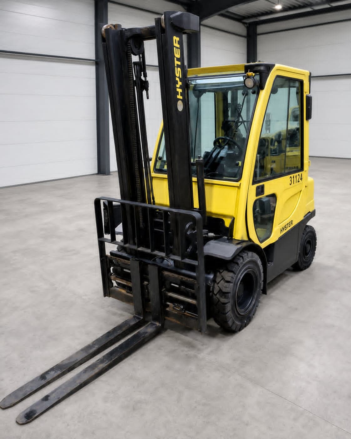 Chariot élévateur frontal 4 ou 6 roues Hyster H2.0FT – 2021 | Reconditionné - Équipement professionnel d'occasion - Smart Reuse