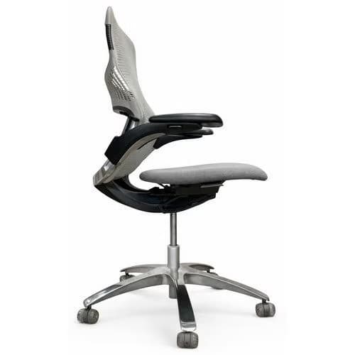 Siège de bureau reconditionné Premium – Gris clair - Knoll Knoll Reconditionné — matériel professionnel d'occasion reconditionné Smart Reuse