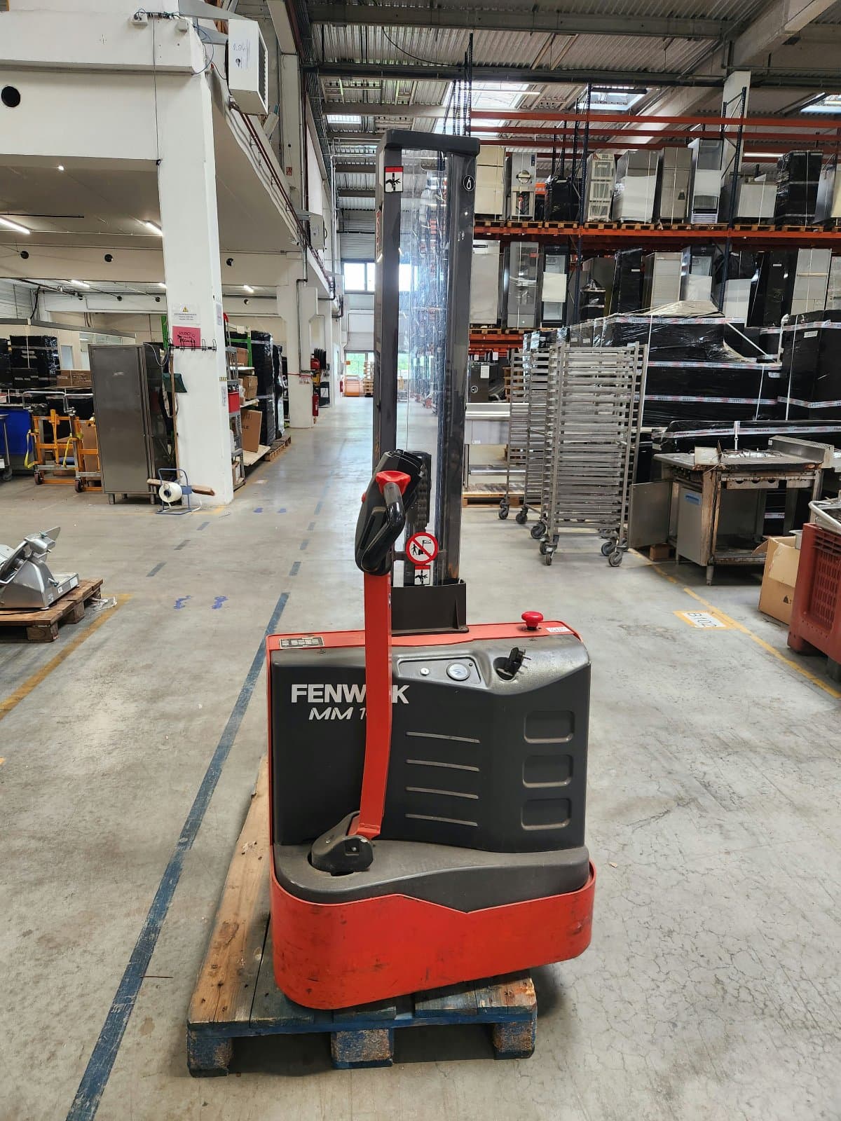 Gerbeur électrique accompagnant Fenwick MM10i 2019 Reconditionné — matériel professionnel d'occasion reconditionné Smart Reuse