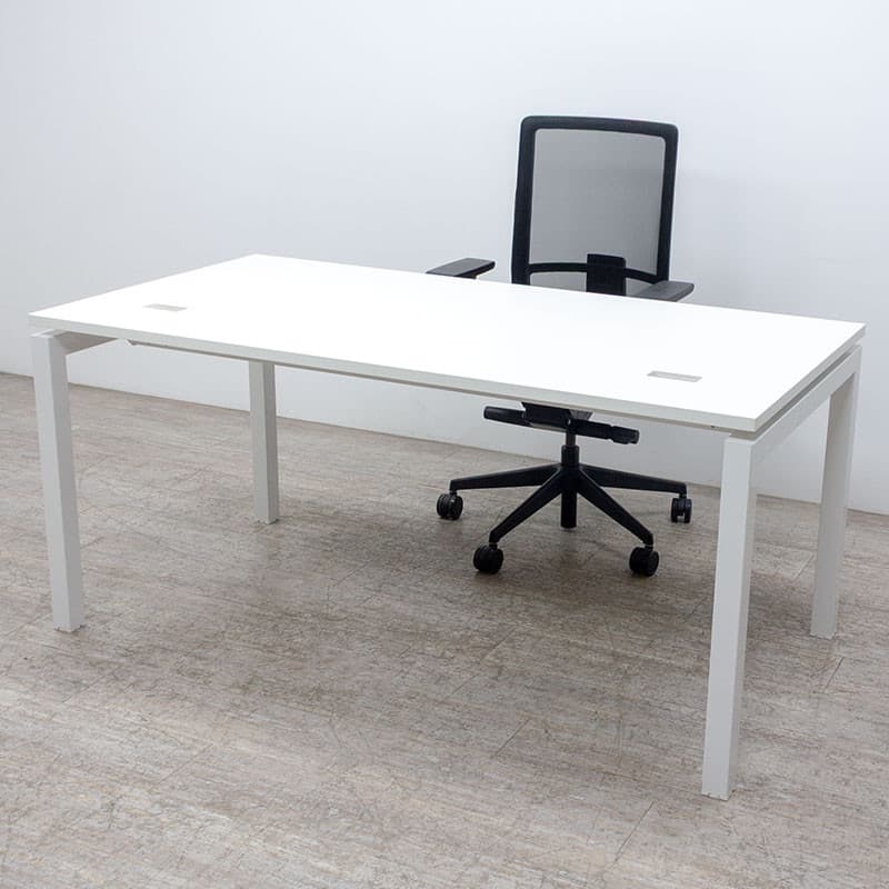 Bureau droit reconditionné Columbia L160 × P80 cm Columbia Reconditionné — matériel professionnel d'occasion Smart Reuse