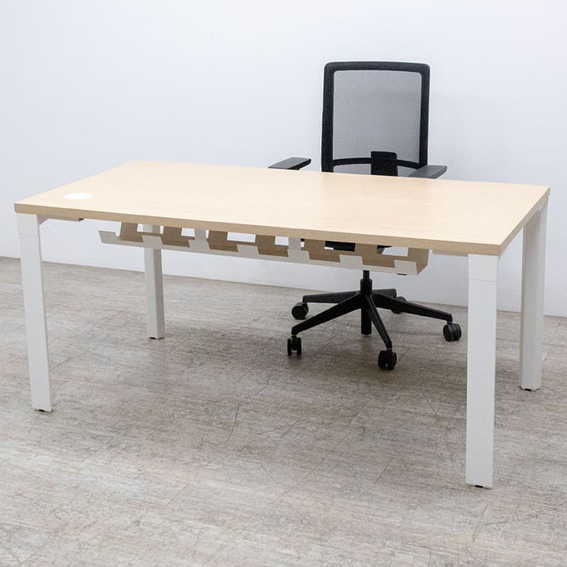 Bureau droit reconditionné L160 orme et blanc Reconditionné — matériel professionnel d'occasion Smart Reuse